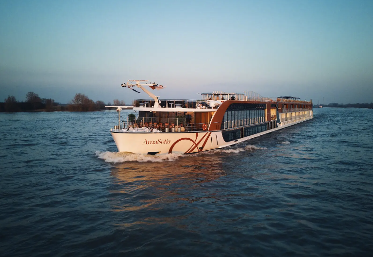 Cruise Ship